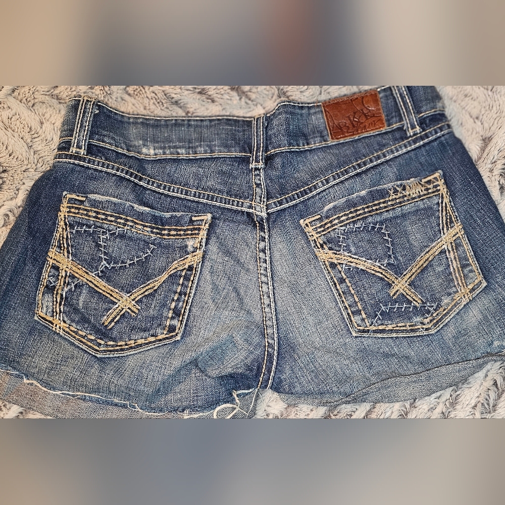 BKE Women's Shorts